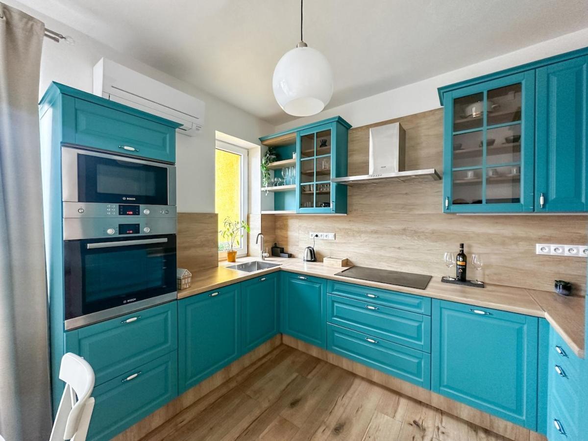 Appartement S Velkou Terasou A Balkonom V Centre Mesta! *